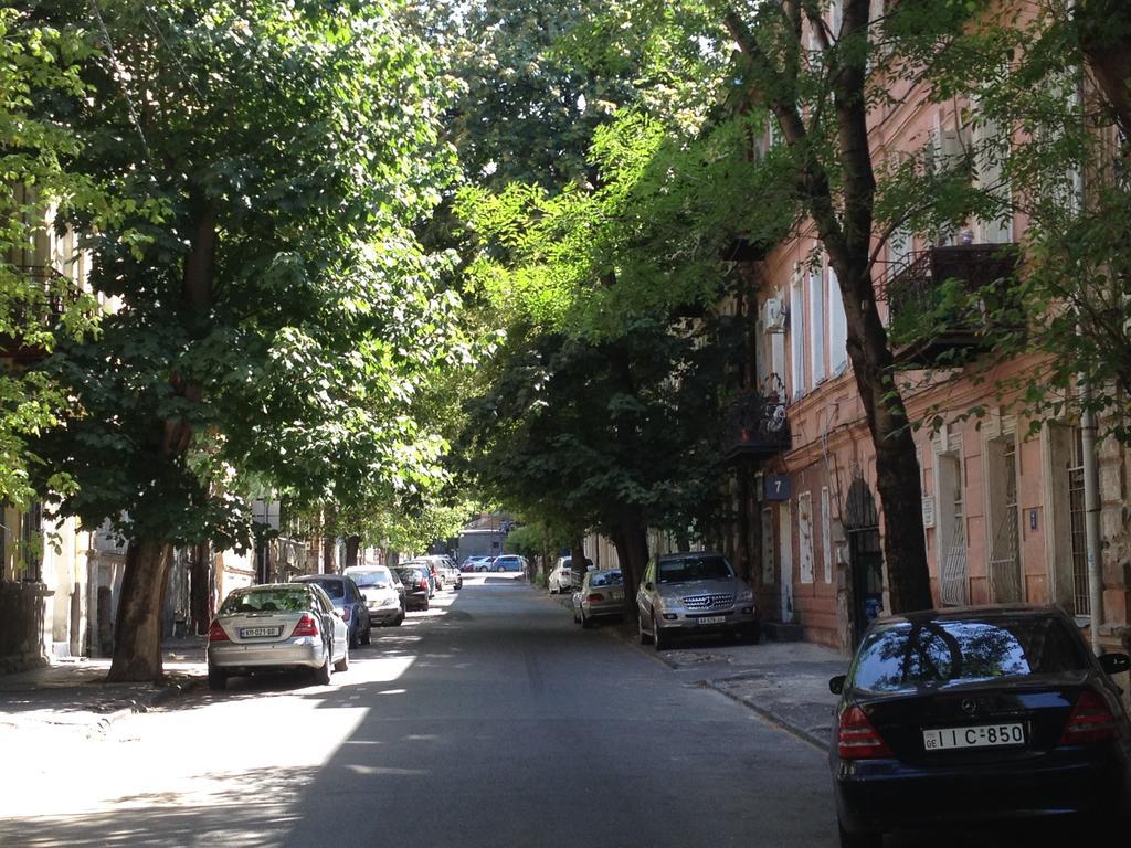 Alaroid'S Gt Apartment Tbilisi Ngoại thất bức ảnh